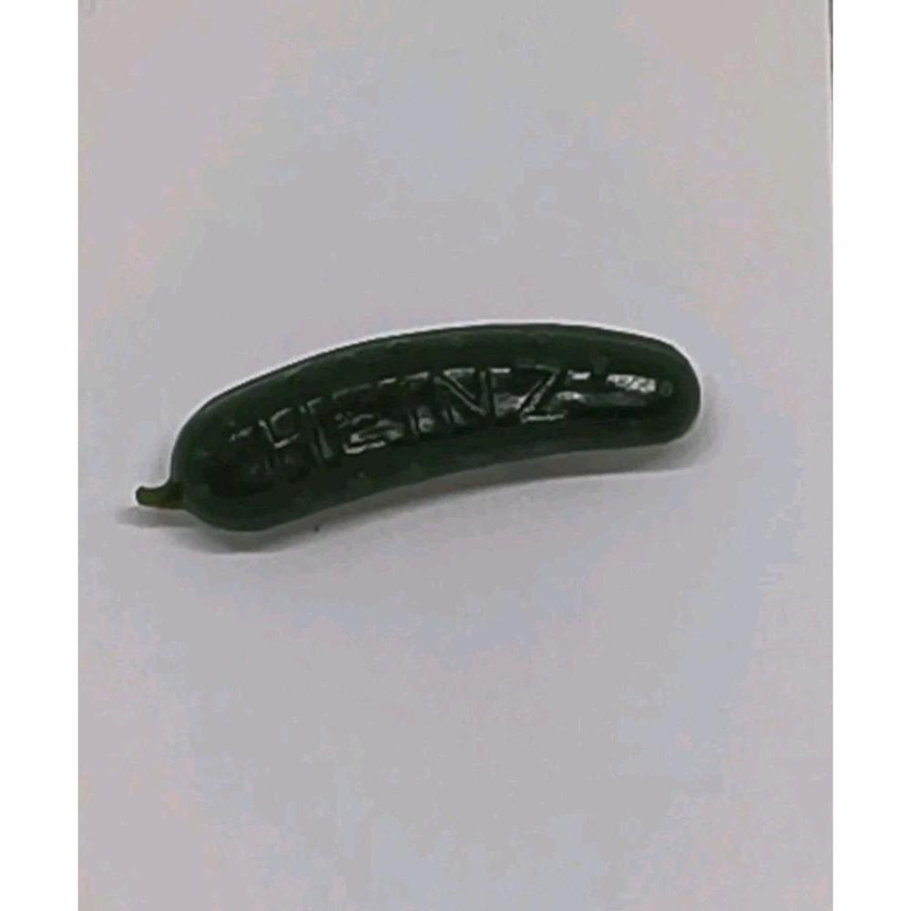 Vintage Plastic HEINZ Green Pickle Pin 1964 World's Fair 1.25"